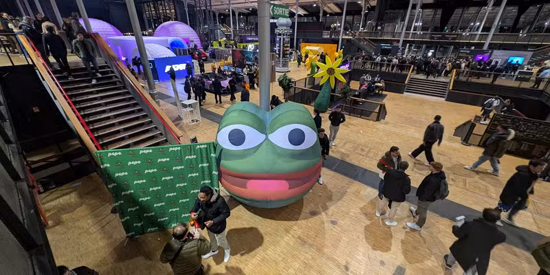 salon_nft_paris_2025-lemonde