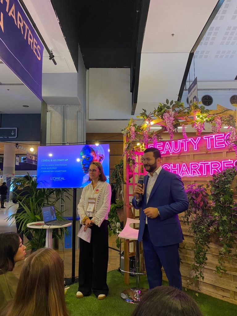 <img src="loreal.jpg" alt="">